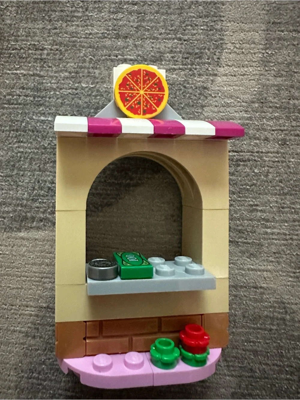 LEGO Friends Stephanie's Pizzeria 41092